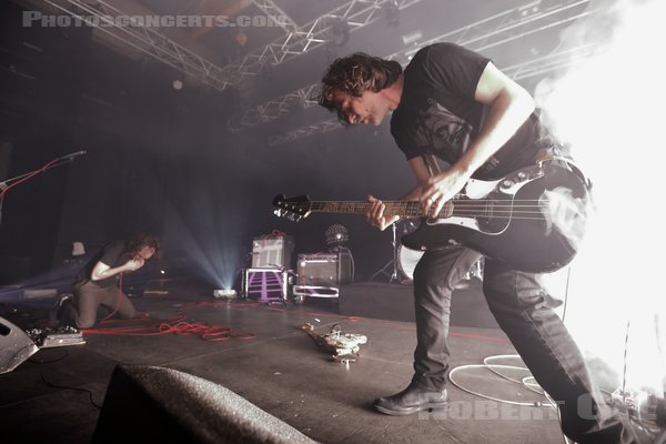 A PLACE TO BURY STRANGERS - 2023-05-19 - LE HAVRE - Fort de Tourneville - Le Tetris - 